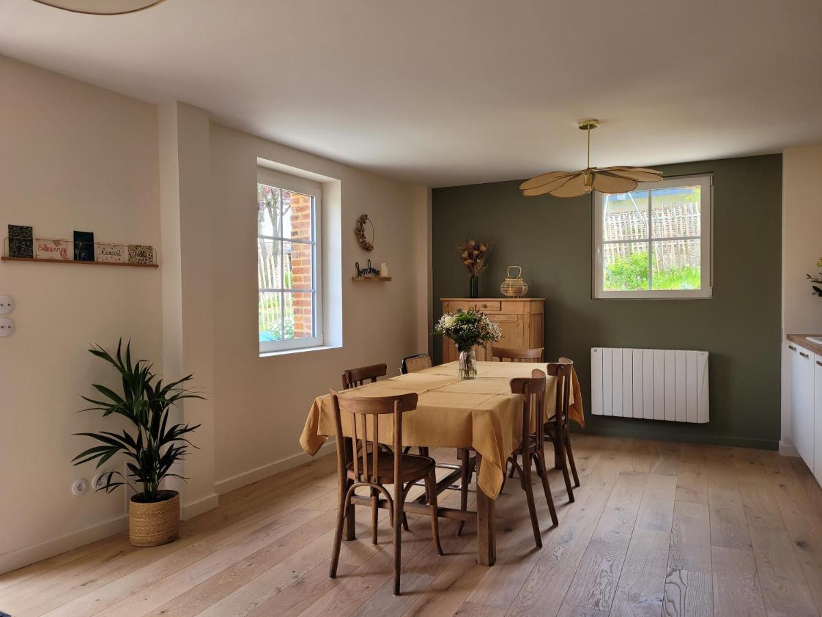 Bed and Breakfast Les Fabulettes Auffay Exterior foto